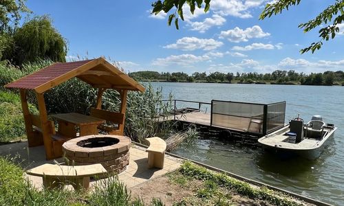 Nyugalom Vendégház Tass