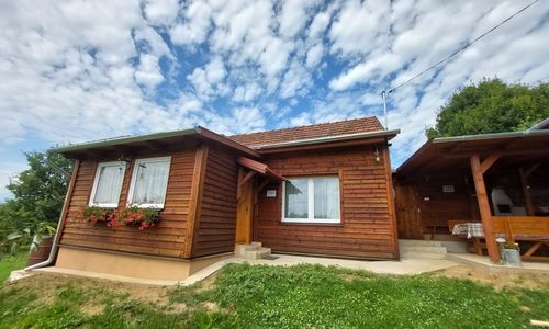 Dámszarvas Vendégház Újudvar