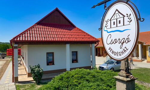 Csorgó Vendégház Felsődobsza