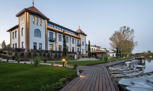 Bordűr Wellness Hotel **** Superior & Szőnyegmúzeum
