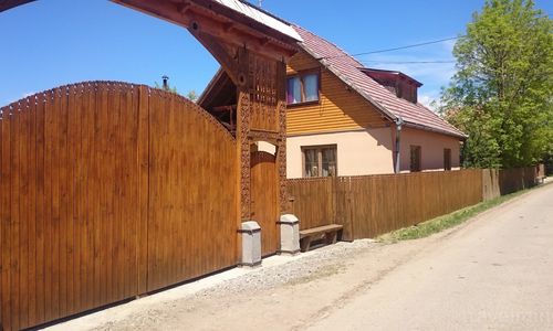 Casa de oaspeți Emilia Ciumani