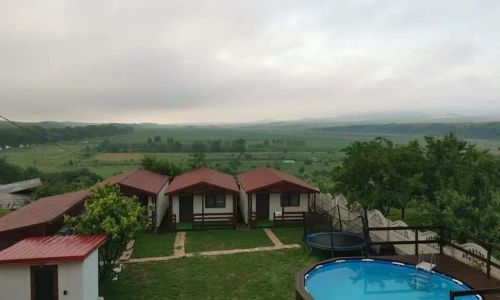 La 3 Căsuțe Nufăru