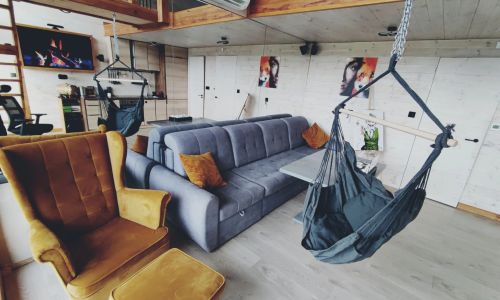 Domki nad jeziorem Sunia Żardeniki