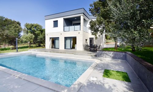 Villa Vrana Near Pakoštane