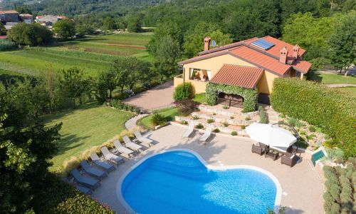 Vendégház Karojba - CIS271