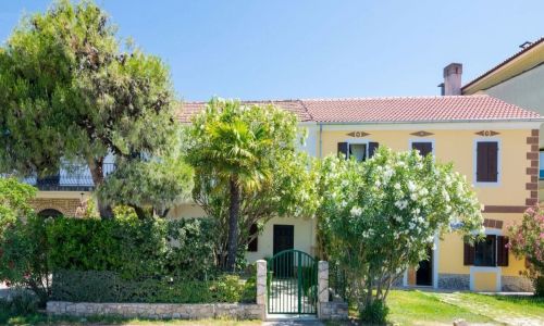 House Oleander Sukošan