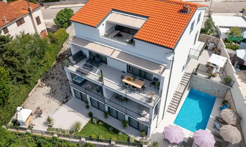 Villa Frankola with pool Crikvenica