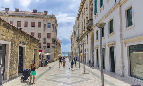 Apartment City Light Split