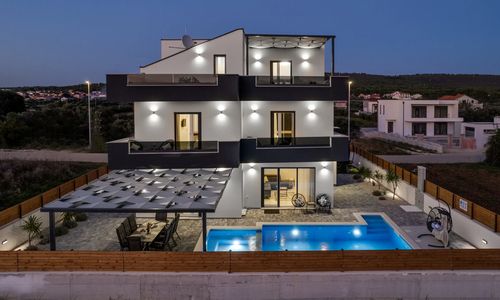 Villa Jomani Bibinje