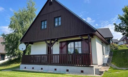 Chata Třicítka na Šťastném kopci Černý Důl