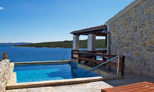 Ház Családok Részére Medencével A Tenger Mellett Öböl Lanđin, Pasman - 20399 Lanđin