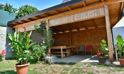 Apartmanok és Szobák Parkolóhellyel Rakovica, Plitvice - 20647 Rakovica