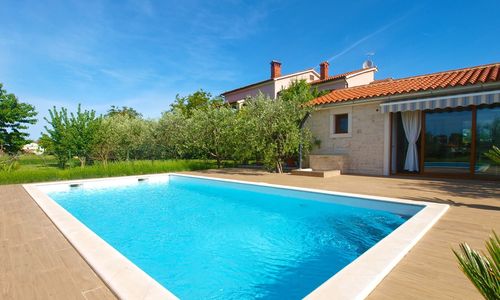 Ház Családok Részére Medencével Valbandon, Fazana - 20772 Valbandon