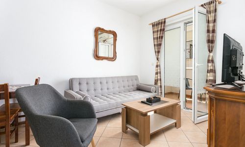 Apartmanok Parkolóhellyel Kastel Stafilic, Kastela - 20926 Kaštel Štafilić