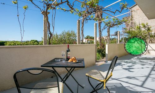 Apartmanok A Tenger Mellett Kastel Stafilic, Kastela - 21145 Kaštel Štafilić