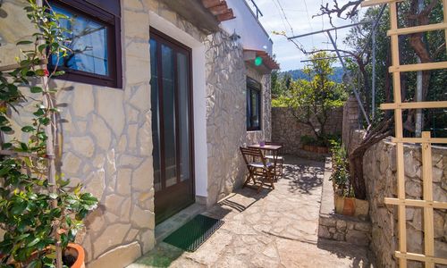 Apartmanok Parkolóhellyel Veli Losinj, Losinj - 21192 Veli Lošinj