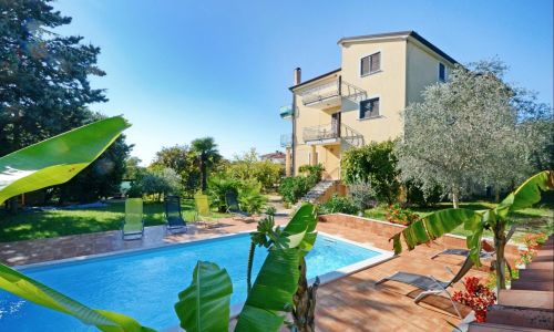 Apartmanok Családok Részére Medencével Valica Umag - 21926