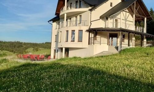 Vila de pe Deal Poiana Stampei