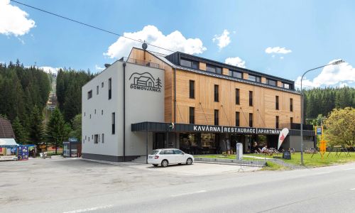Luxusní apartmány Domovjanka - VELKÁ STOLOVÁ a MALÁ STOLOVÁ Bílá