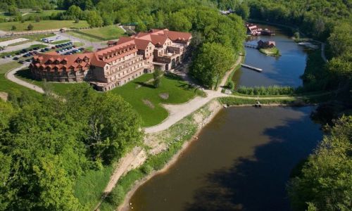 Dolina Charlotty Resort & SPA Strzelinko