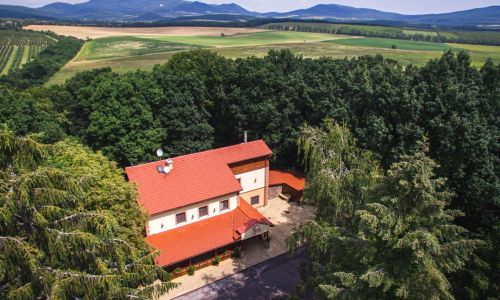 Senyői Vendégház Bózsva