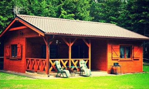 Leśna Kryjówka- Domki w Borach