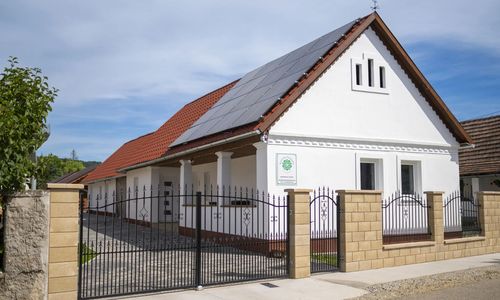 Kövirózsa Vendégház Cserépfalu