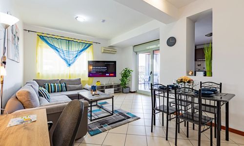 Ring Deluxe Spacious Apartment with Terrace & Parking Timișoara