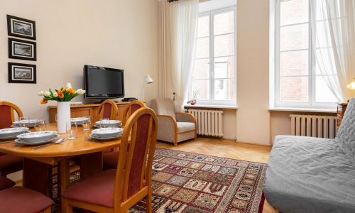 Świętojańska 13/2