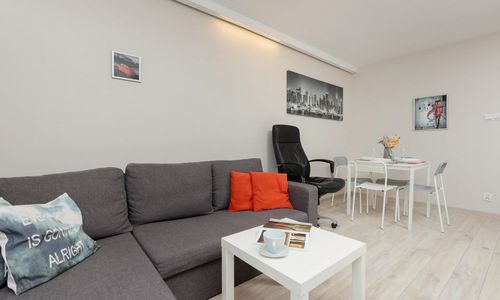 Al. Jana Pawła II 20/418