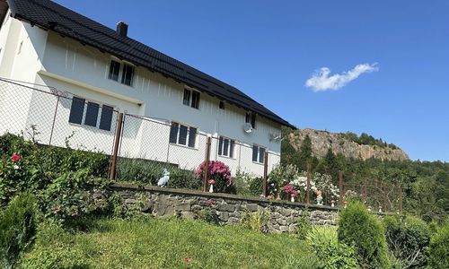 Căsuța de sub Piatră Colibița 