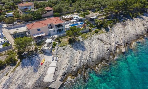 Villa Grski Rat Blato