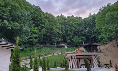 Cabanele din Valea Ursului Bârsana