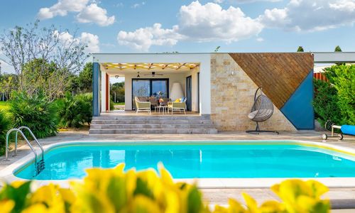 Villa Royal Green Four Nin