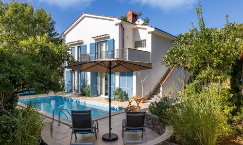 Apartment Fana Njivice