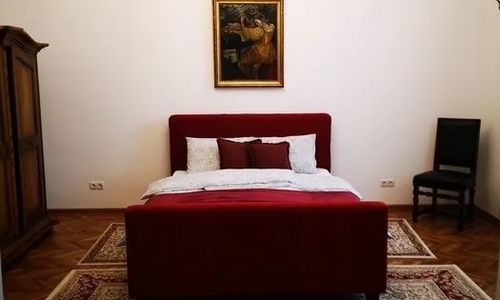  Weisz Castle style Apartment Carei