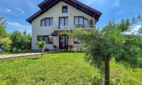 Casa Colț de Rai Berislăveşti