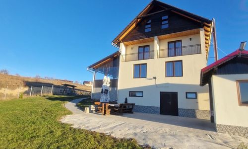 Cabana Alpina Jina Dobra