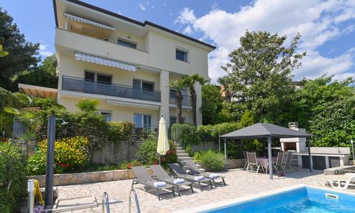 Apartment Grozić A2 Opatija