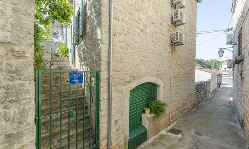 Apartments Draga Vrboska