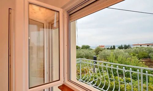 Nyaralóház Parkolóhellyel Kastel Stafilic, Kastela - 23408 Kaštel Štafilić