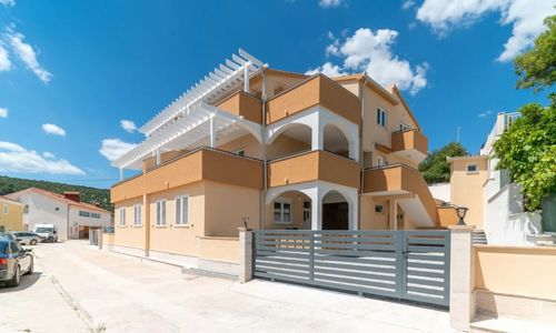 Apartments Lux 1 Marina