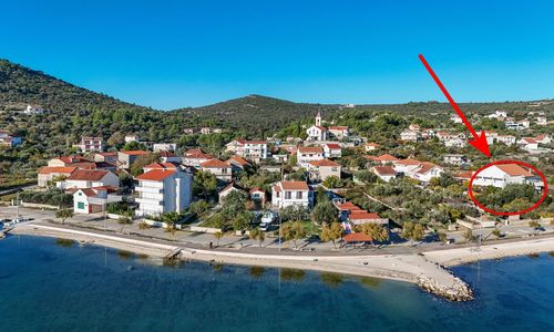 Apartments Deni Vinisce