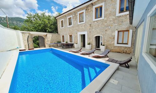 Villa Stone castle Tribalj