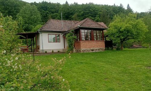Szakadáti Vendégház-Casa din Săcădat Sovata