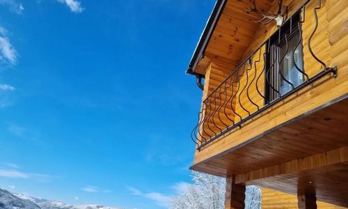 La casa din deal Vișeu de Sus