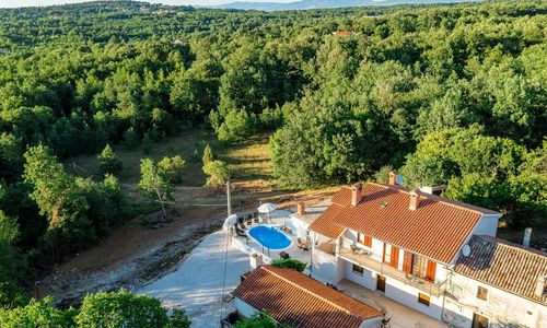 Apartmanok Medencével Labin - 23022