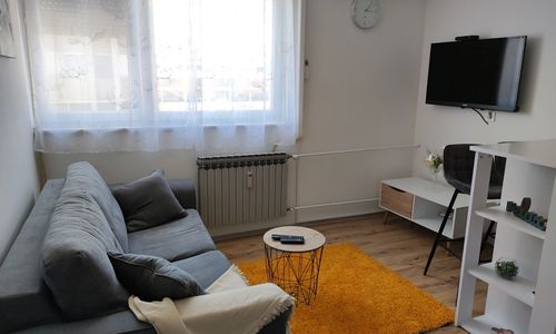 Apartmanok Parkolóhellyel Karlovac - 20779