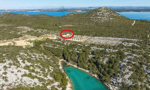 Halászkunyhó Nyaraláshoz A Tenger Mellett Öböl Triluke, Pasman - 20973 Triluke