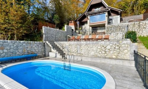 Ház Családok Részére Medencével Karlovac - 22089